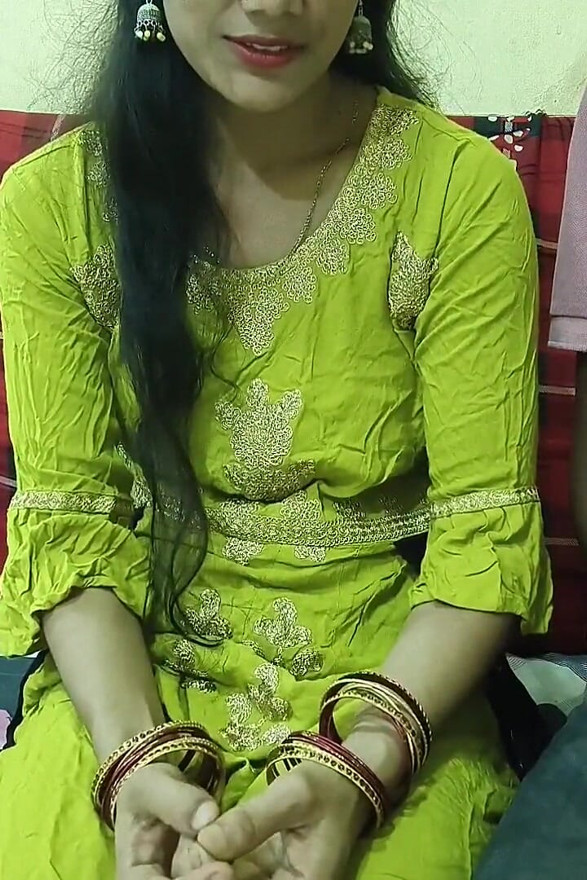 Indian Bhabhi Into Room of 18 Year Old Stepson Having Sex