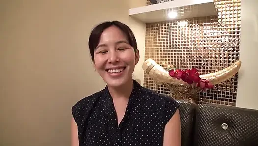[k-cup Süper Süt Eşi, Megumi, 42 Yaşında]