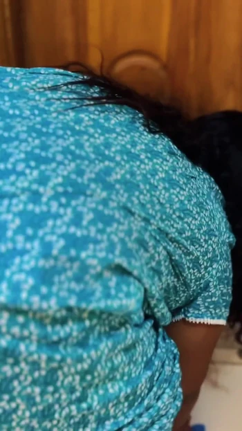 Big Ass Arab Muslim Maid Cleaning My Room Then I See Her Huge Naked Ass & Start Handjob