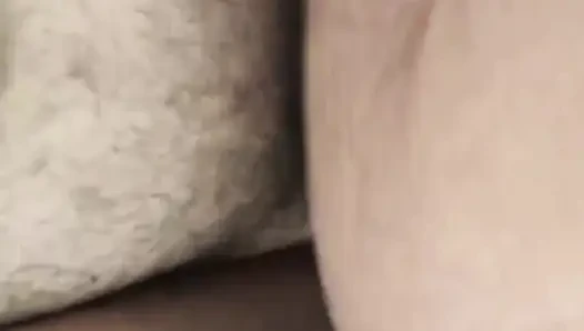 Ich ficke die fette muschi meiner stiefmutter mit offenen beinen