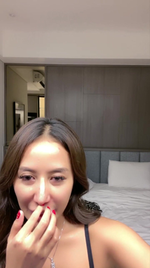 Pussy slip out ingerie, on video call koko ketek | Clip 1