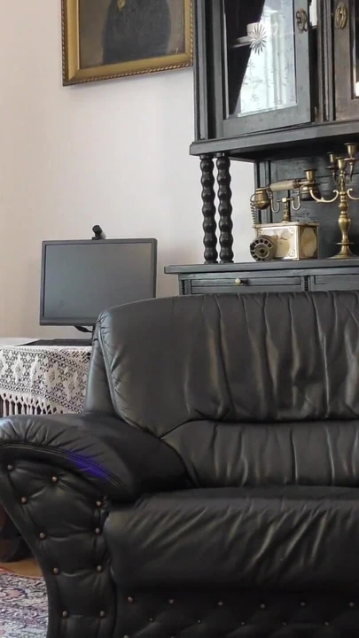 Ohromující okamžik z "Tohle se stane, když se čtyři sexy dívky sešli na falešné focení, spodní prádlo zkuste na zátah"