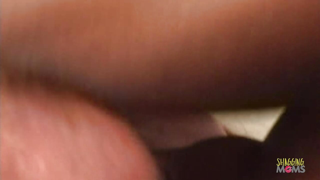 A milf who blatantly seduces two men for a threesome deserves a booty spanking