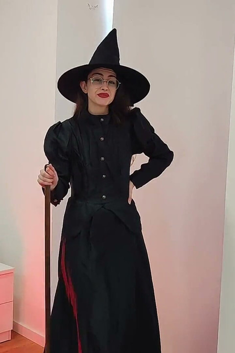Fattened by a Witch to Be Devoured Uvula Fetish Feeder