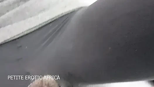 Memek dan pantat lilltle lovet dientot habis-habisan