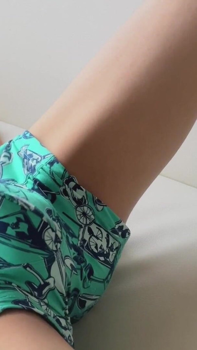 Must-see moment from "Japanese Man Lying on a Sofa Masturbating with a Massage Gun"