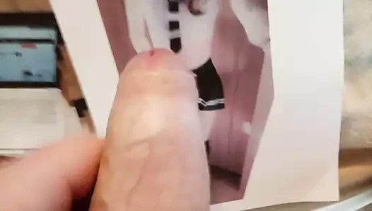 Julia sürtük boşalma anısına