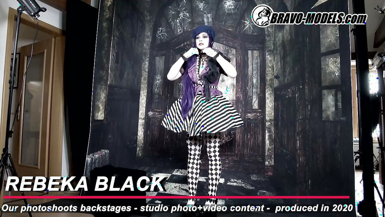 386-Ședință foto în culise Rebeka Black - Adult