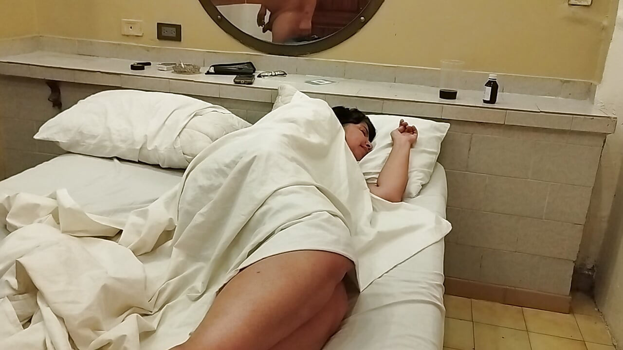 Trying to rest in a one-star hotel