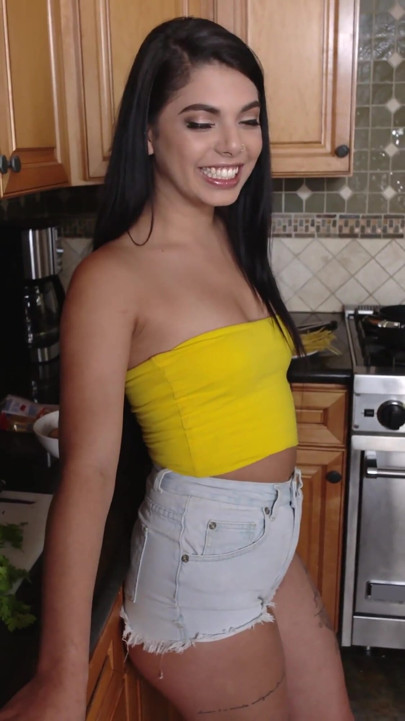 POV - Surprise Housemate Gina Valentina Shows Her Pornstar Skill