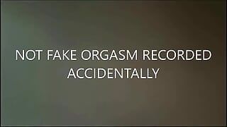 Real Orgasm Recorded by Accident