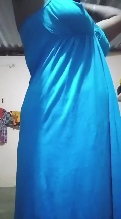 Karım büyük göğüsler ve fingring