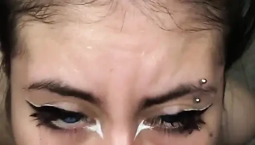 Ich gebe ihm einen leckeren blowjob, wenn er zu mir nach hause kommt - amateur-blowjob und spermaschlucken