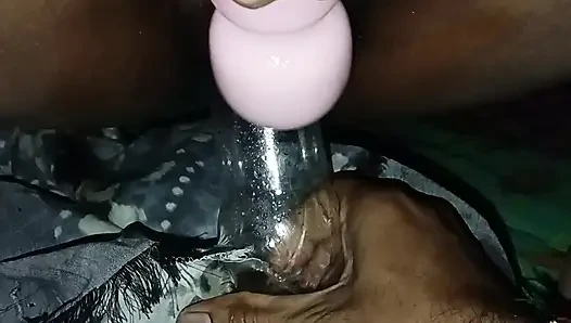 Baldız bugün şişeyle seks yapıyor