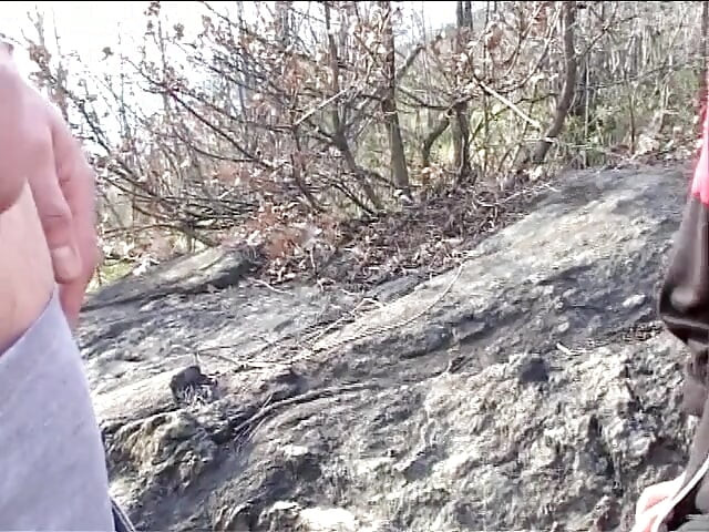 Eu te disse que ela era totalmente uma puta!