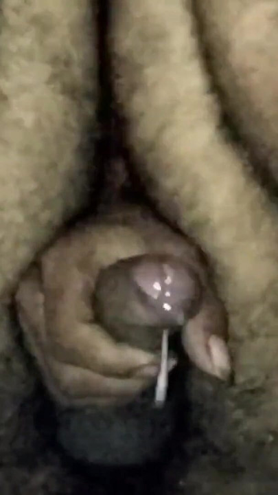「Bhatroom Me Masturbation And Cumshot」のスリリングな瞬間