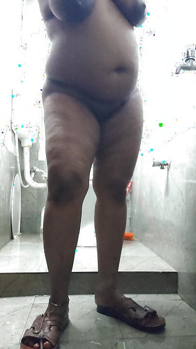 Akka banyo yapıyor