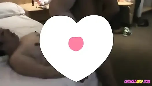 Cuckold milf - istri yang selingkuh