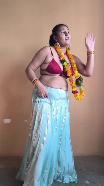 Spectacular moment from "Puja baby dance performance"