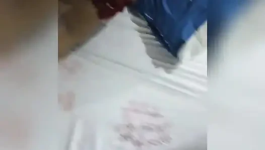 Aku dan temanku ngentot beberapa saat pulang kerja dan hal ini terjadi