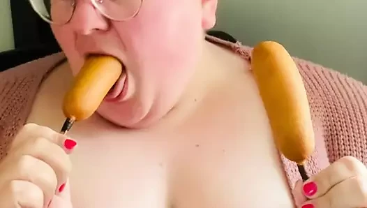 Apple Porn Video
