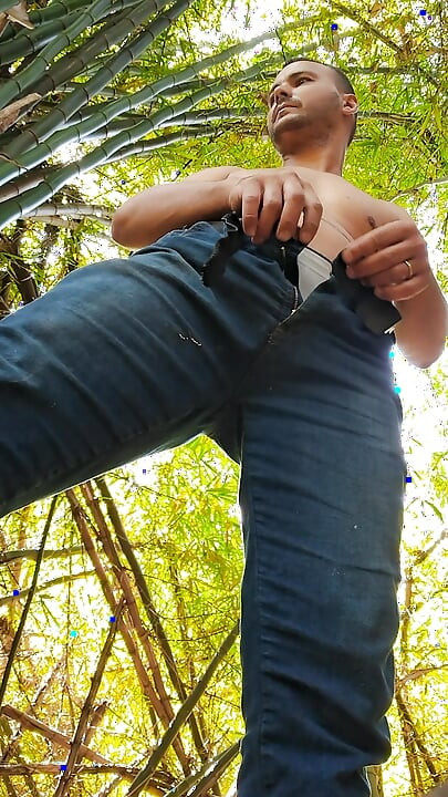 Quickie in the woods