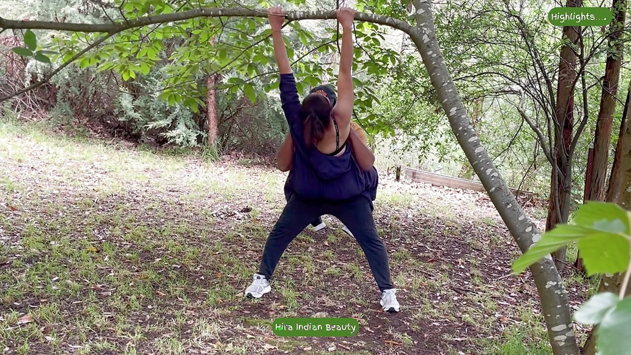 Curvy Desi Aunty Shows Off Her Blowjob Skills Before Hardcore Outdoor Anal Fuck - Public Sex