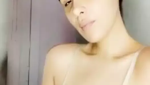 Bhoomika vasisth instagram modelo (spitsvilla) lesbiana