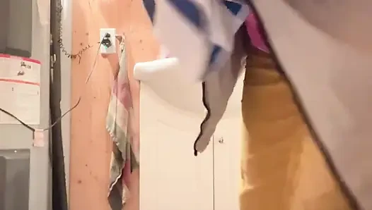 Wet Mess Pussy in Shower Time