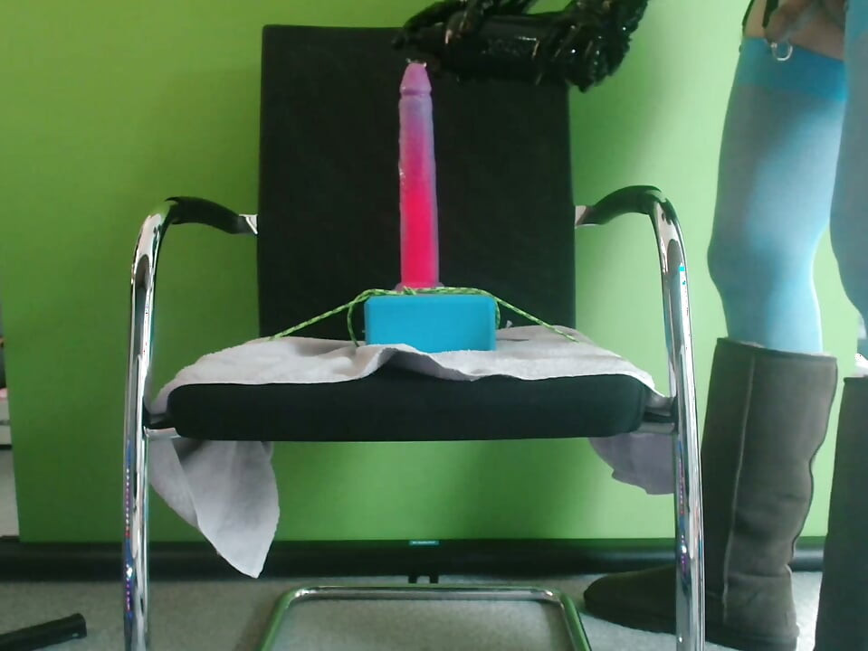 Precum milking while inserting Large dildo