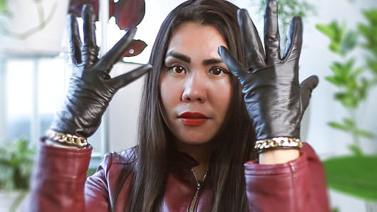 Asmr en cuero fetiche con guantes