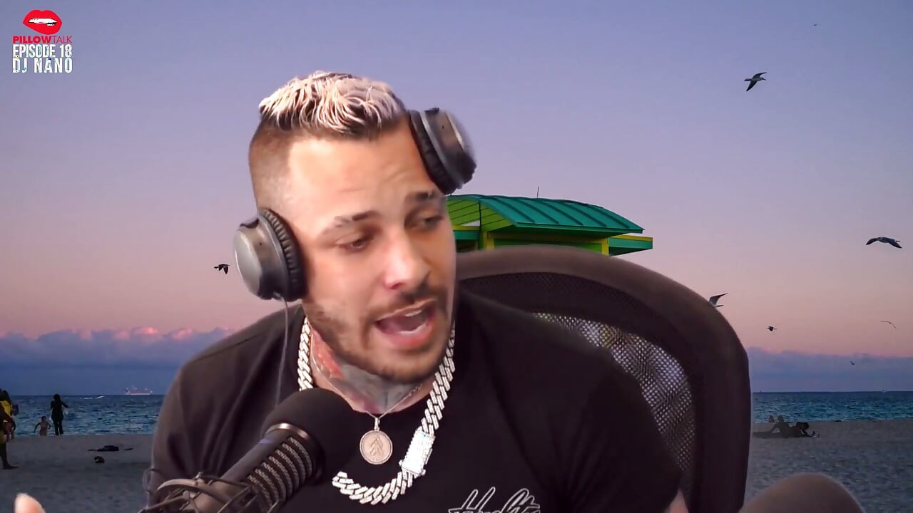 1threesomes? Pffft, Dj Nano nos dice por qué los fivesomes están realmente donde está!