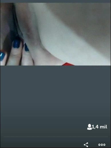 girl showing hot