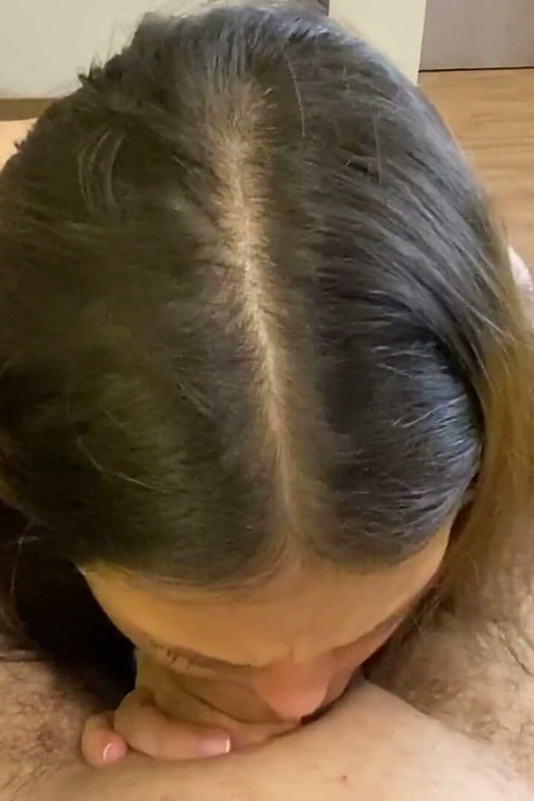 A Demonstration of How Delicious It Is to Role-play and She Sucks Cock