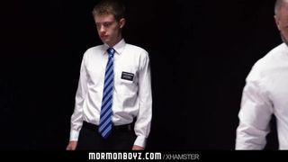 Mormonboyz - le cul de jeunes garçons dominé par son beau-père costaud