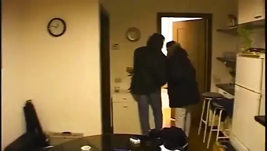 Shemale fuck by XXL straight shaved guy