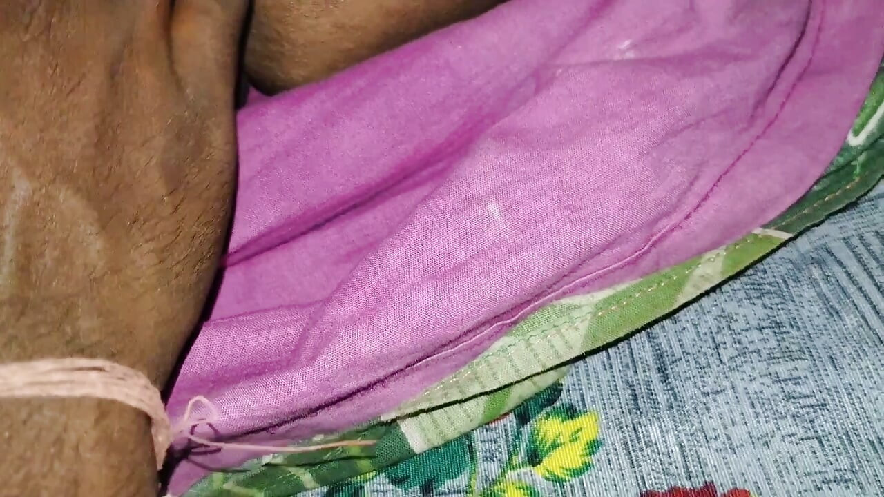 An Indian Wife Is Fingering Herself