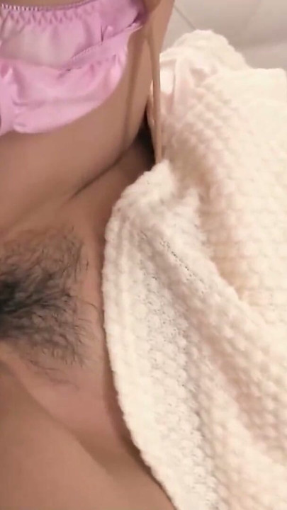 JAPANESE HORNY GIRL ENJOYS A DEEP FUCK TO CUMSHOT CREAMPIE | Clip 2