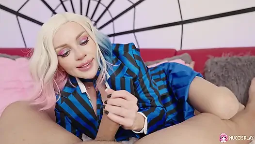 Vahşi seksi seven yaramaz sürtük kız Luna Roulette.