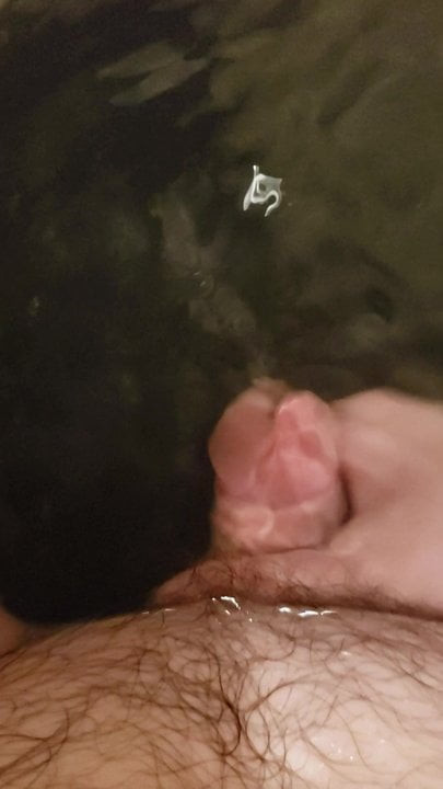 Bath tub cum