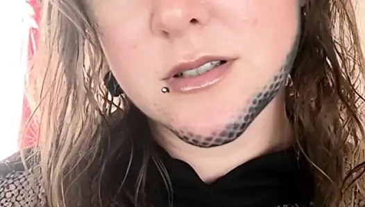 kissica video