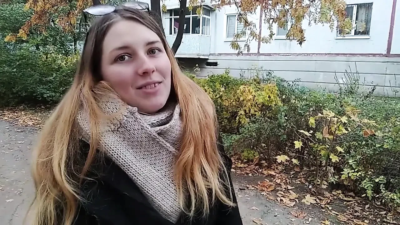 Fucked a college girl at the entrance