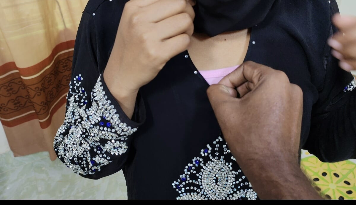 Dever ne chaati hijabi bhabhi ji ki raseli chut maast desi chudai xxx