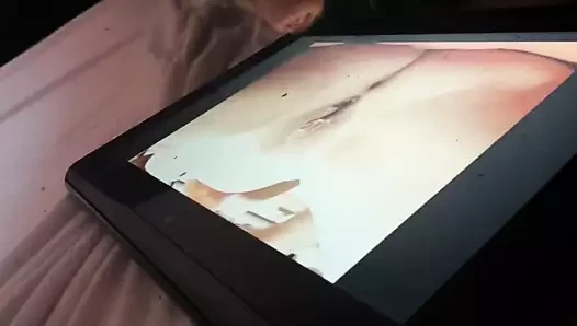 Tribute fuer kat