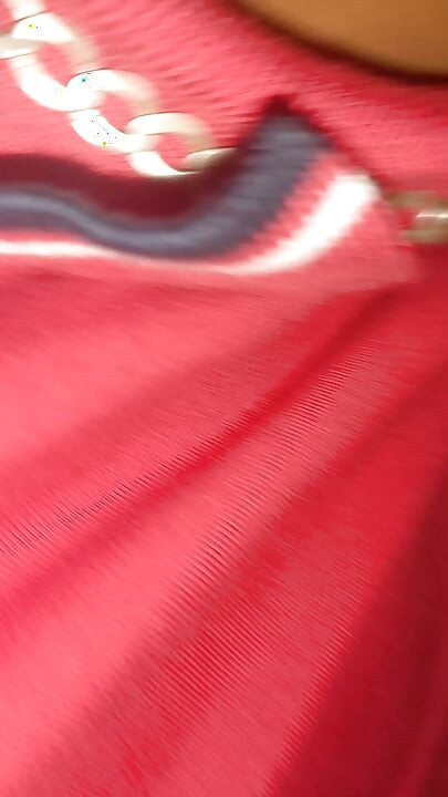 Minha madrasta chupa meu pau e depois senta no meu pau
