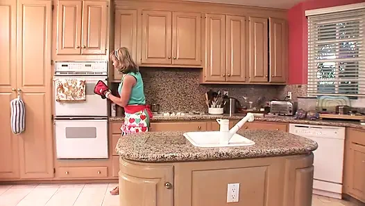 Big boobs in bondage fucking in the kitchen