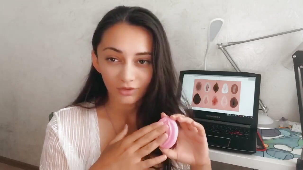 Educație Sexuală: Cum Să Lingi Bine Pizda