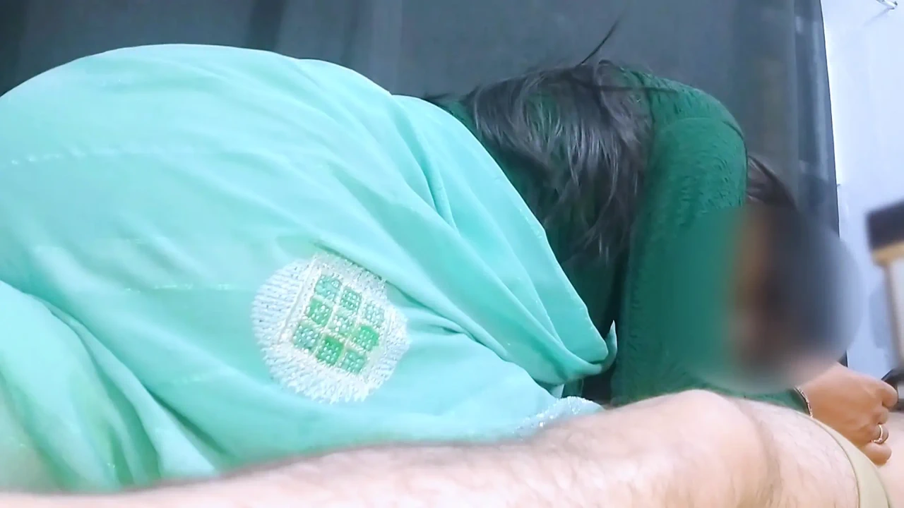 欲火中烧的哥说请操我宝贝，吃我香港的印度哥