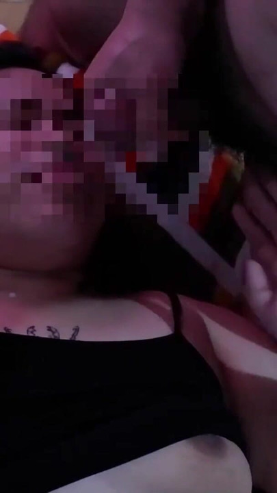 Zapanjujući trenutak iz filma "Pastork je pojebao svoju maćehu prije spavanja - azijska velika guza"
