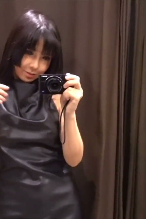 Bushy Pussy in Fitting Room